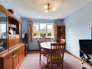 Dining room- click for photo gallery
